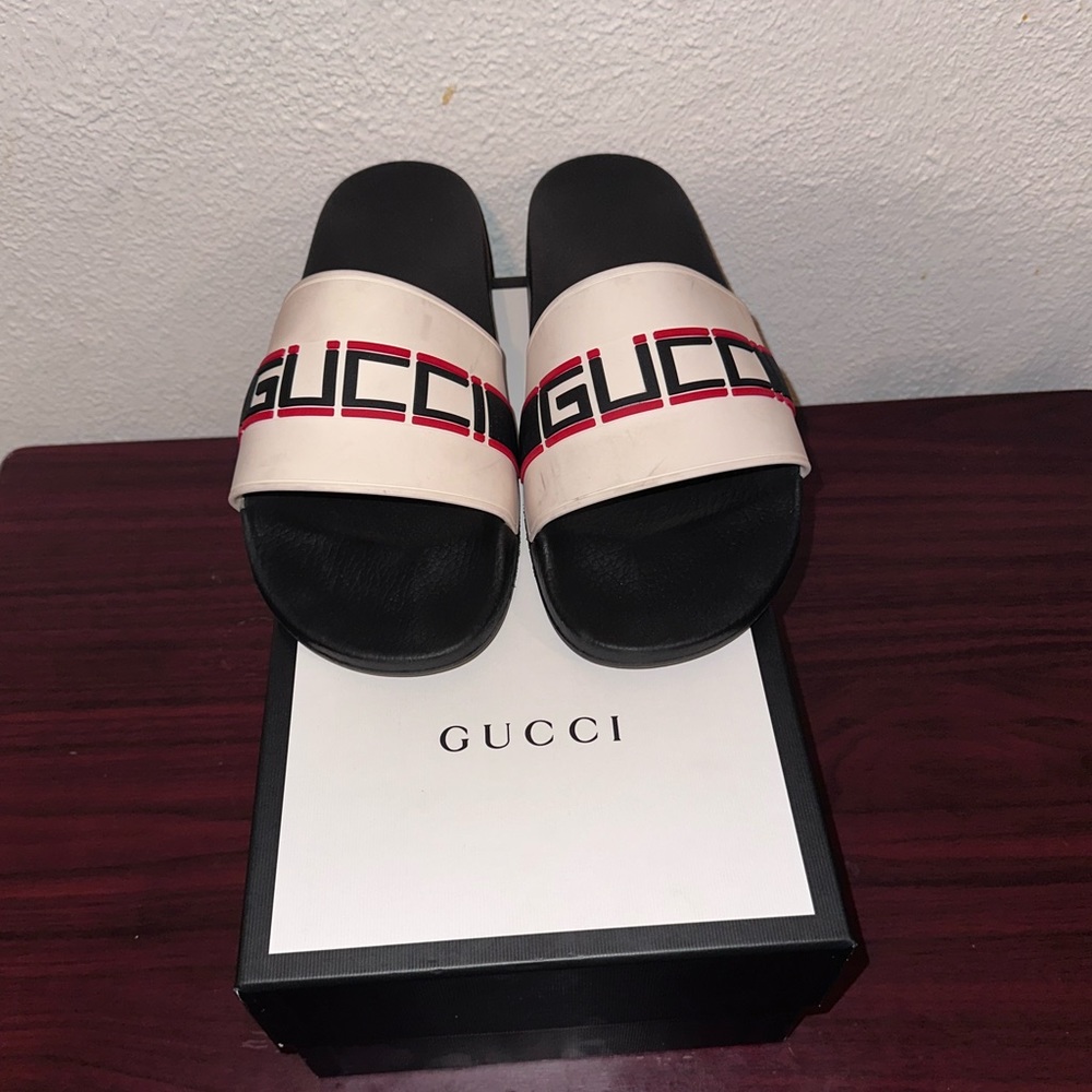 Gucci White Black Red Logo Slide Sandals